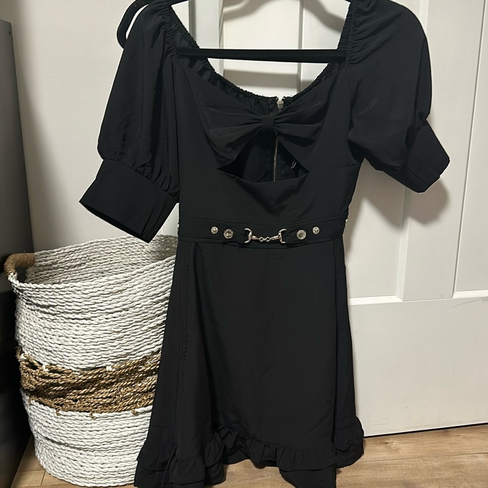 Manière de voir black dress